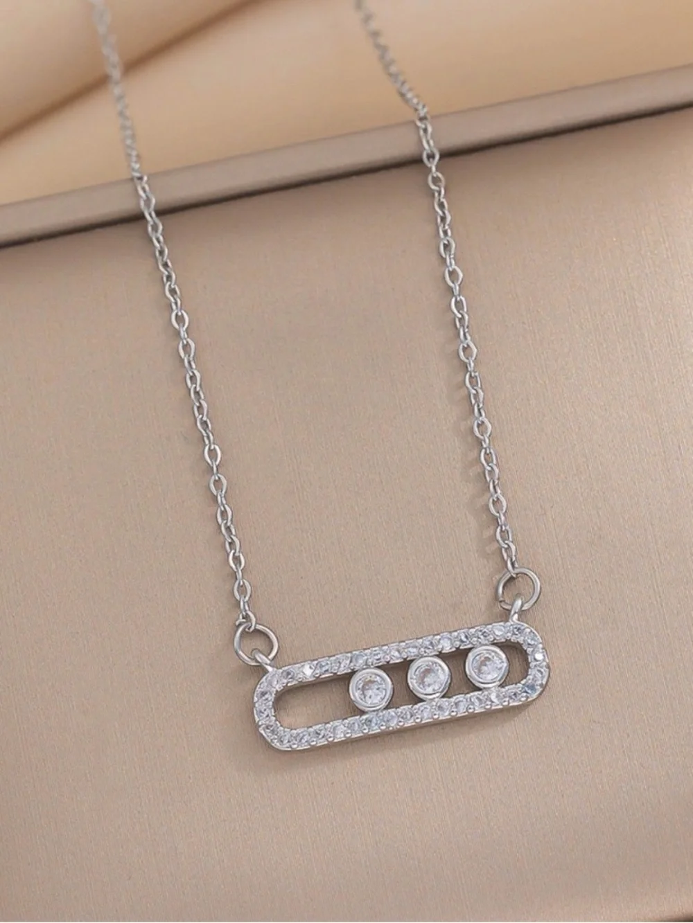 Delicate Trio-Circle Bar Necklace NWT - Picture 2 of 5
